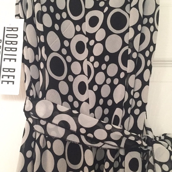 NWT 🖤 Amazing polka dot Dress - Picture 7 of 7